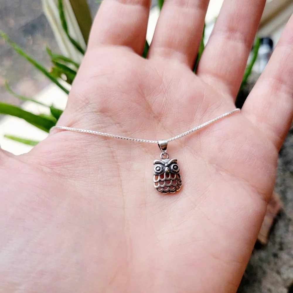 Handmade New 925 Sterling Silver Dainty Owl Necklace - Picture 4 of 7